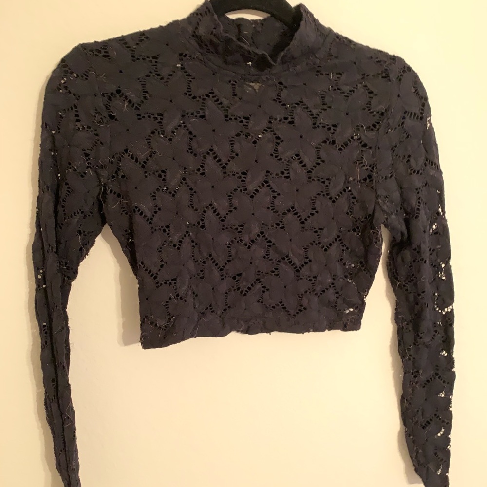 Long Sleeve Cropped Lace Top